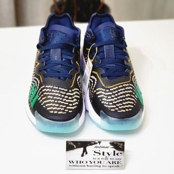 NEW! Men\'s Adidas D.O.N. Issue 4 Basketball Shoes / Size 9